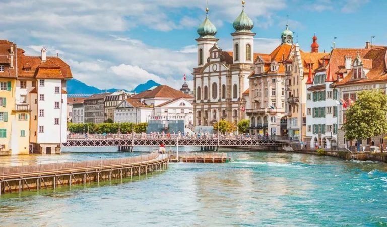 AnyConv.com__ho-Lucerne