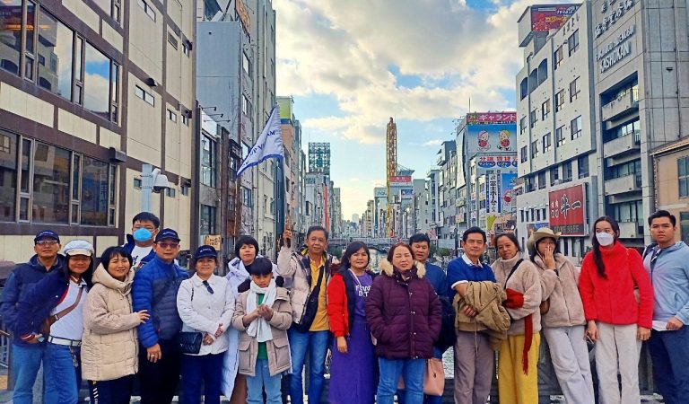 batch_z5155983297584_51b77329e3e9846268a273844f9639bd