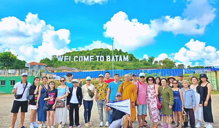 batch_z5519102414360_dfd64f4430590cce35321998f53c80b8